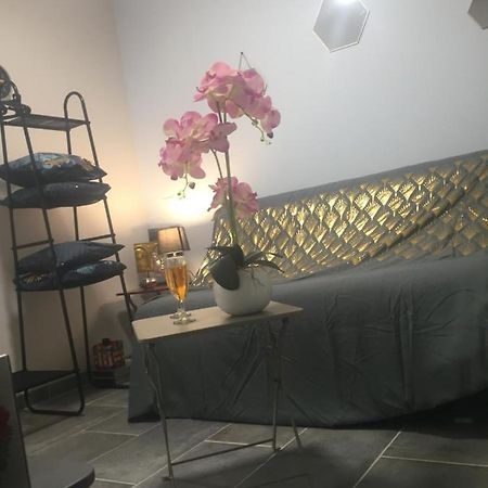Bed and Breakfast Chez Sandy Aubagne Exterior foto